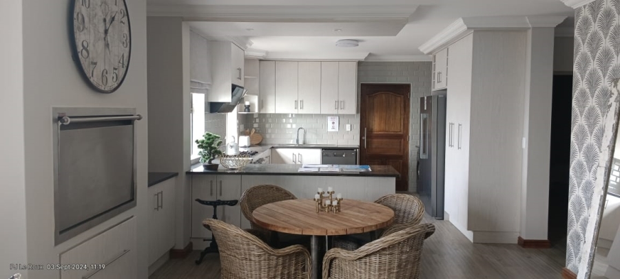 2 Bedroom Property for Sale in Mossel Bay Central Western Cape